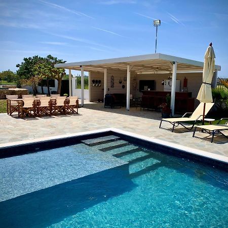 Villa Hylas Luxury Bed & Breakfast Kilada المظهر الخارجي الصورة