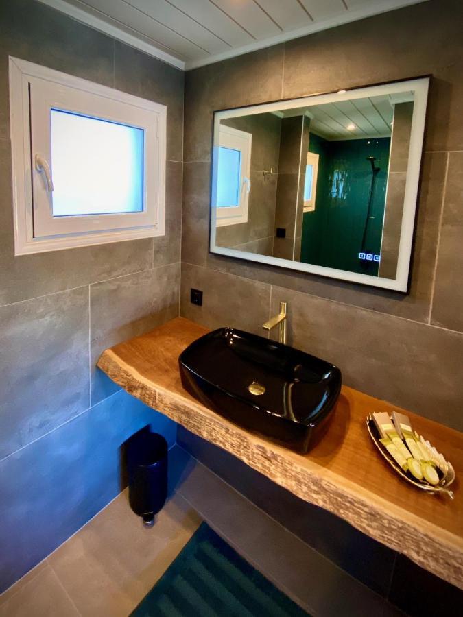 Villa Hylas Luxury Bed & Breakfast Kilada المظهر الخارجي الصورة